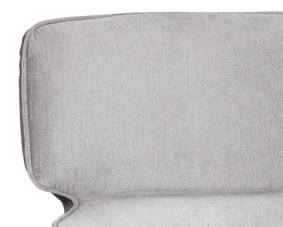 Maximus Lounge Chair