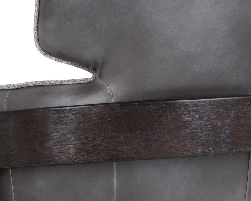 Maximus Lounge Chair