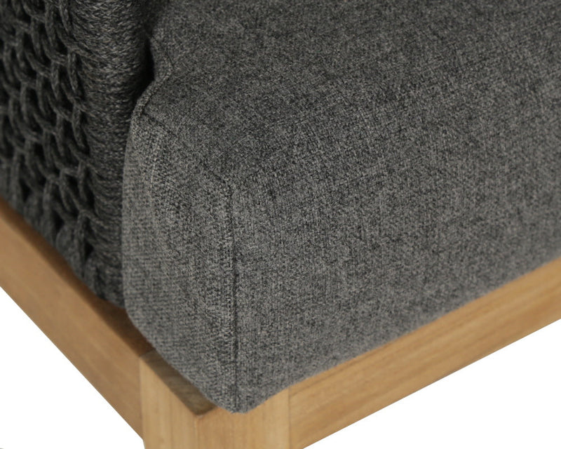 Capri Lounge Chair