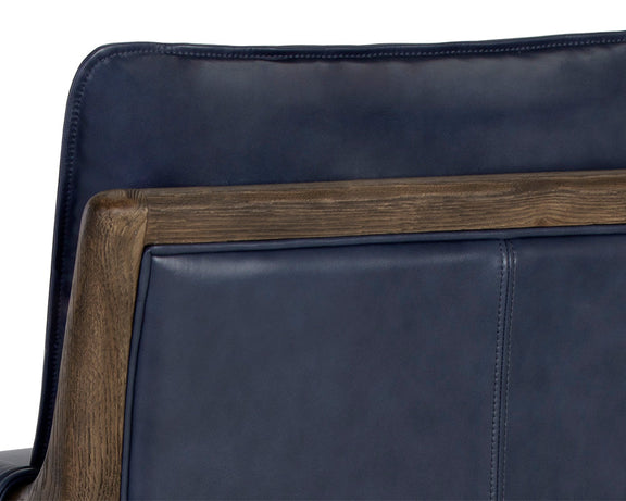 Mauti Armchair
