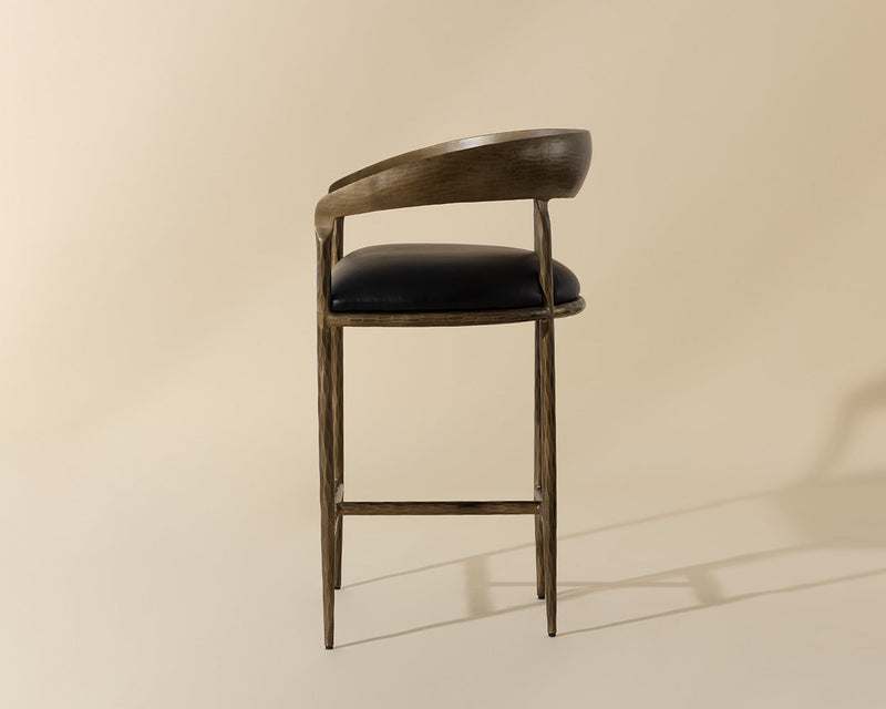 Zanatta Counter & Bar Stool