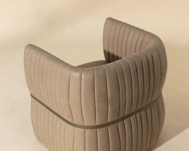 Tryor Lounge Chair