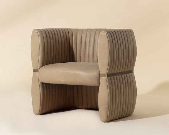 Tryor Lounge Chair