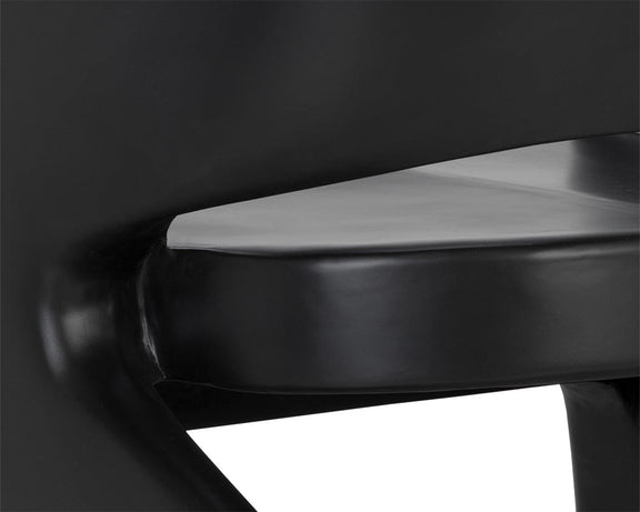 Cura Lounge Chair