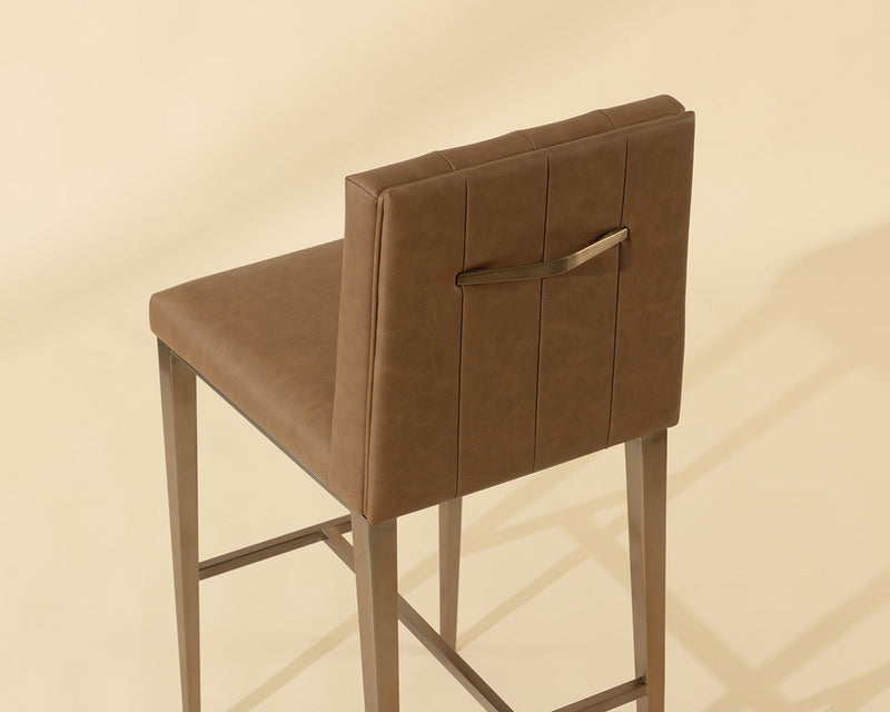 Wilbur Counter & Bar Stool