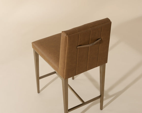 Wilbur Counter & Bar Stool