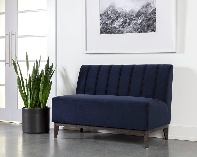Kosovo Banquette