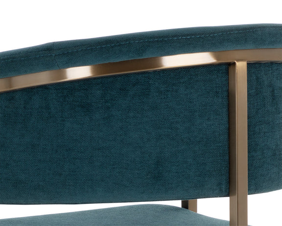 Marris Counter & Bar Stool