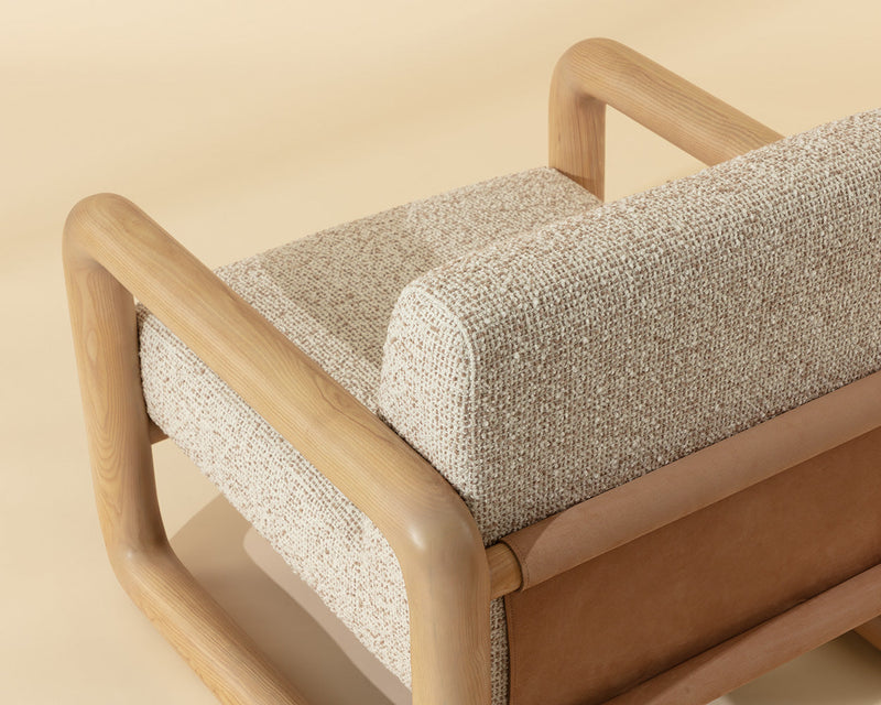 Nubo Lounge Chair