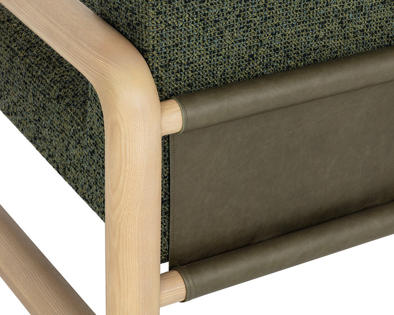 Nubo Lounge Chair