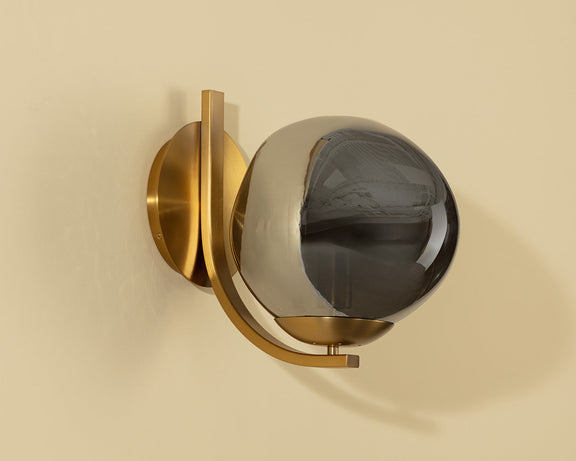 Dionis Sconce
