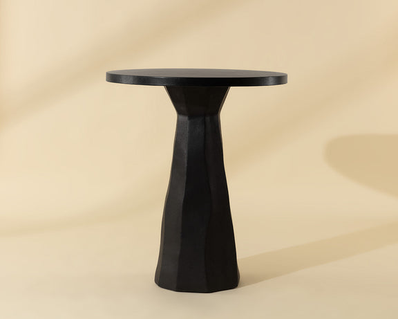 Kliff Bar Table