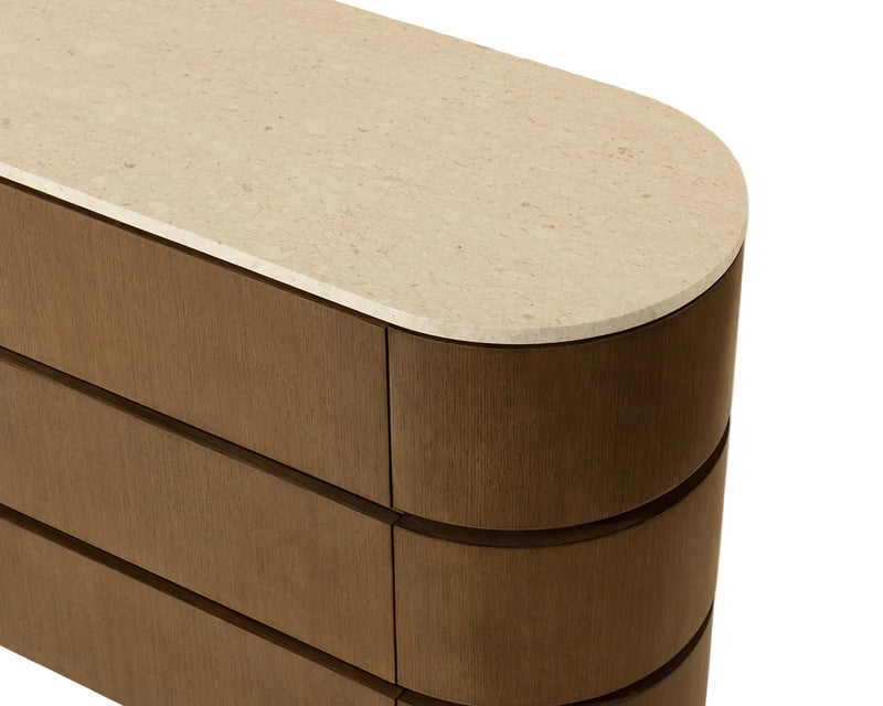 Caldora Dresser