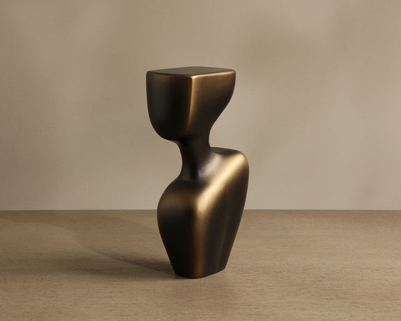 Neferet Sculpture