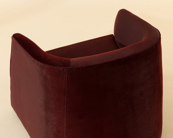 Serenade Lounge Chair