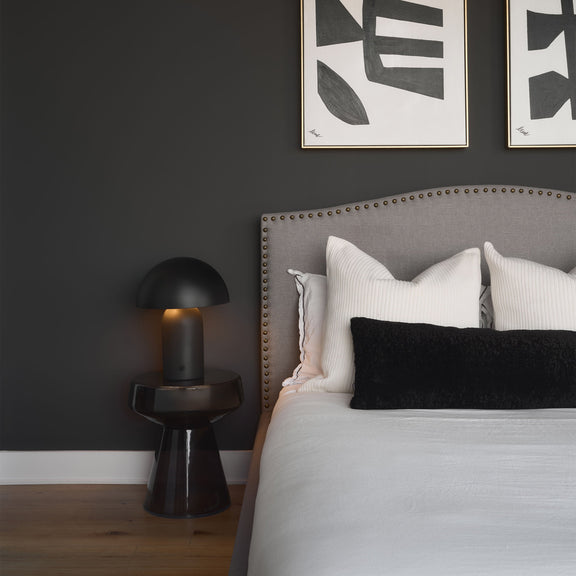 Sombra Table Lamp