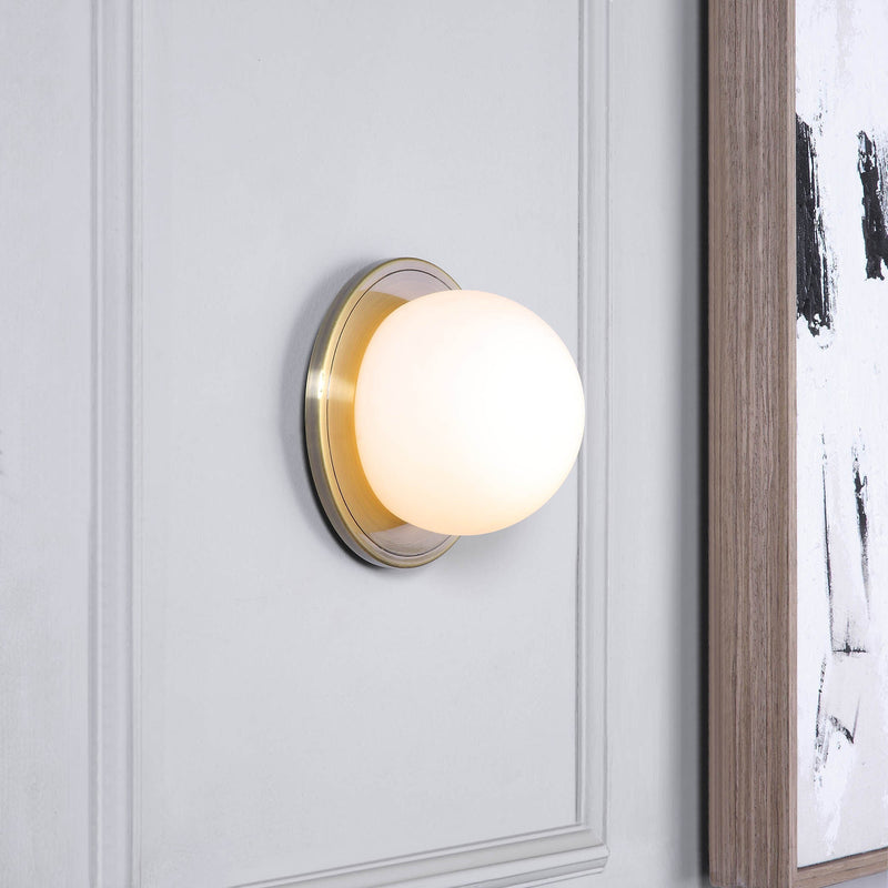 Hugo Wall Wall Sconce
