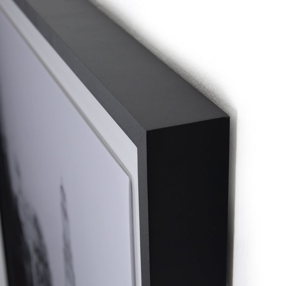 Marilyn On The Roof I by Getty Images - Black Maple