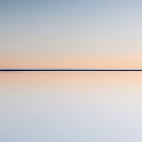Horizon by Getty Images - White Washed Maple Floater