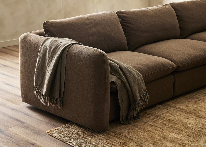 Ingel 5-Piece Sectional - Antwerp Cafe