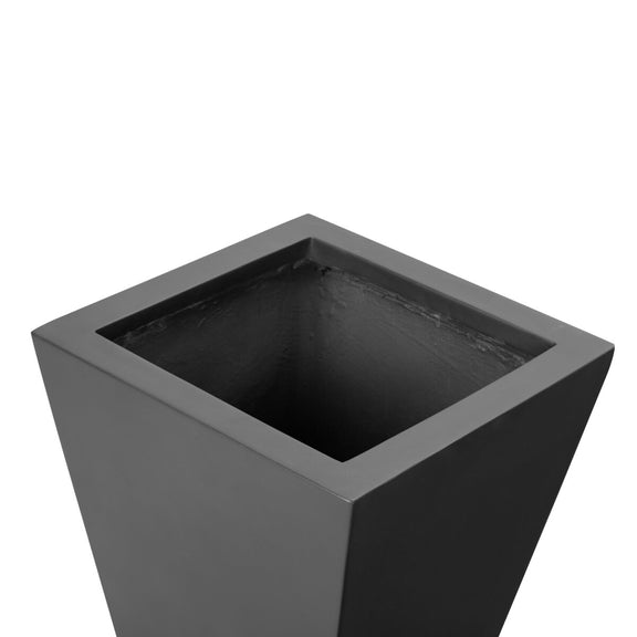Koto Planter - Black Concrete