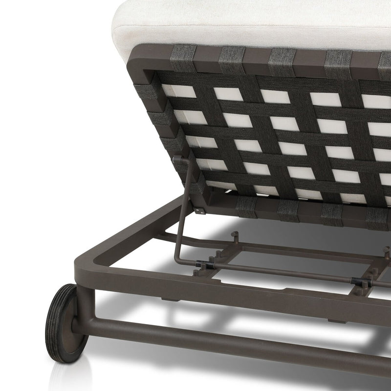 Reine Outdoor Chaise - Alessi Linen