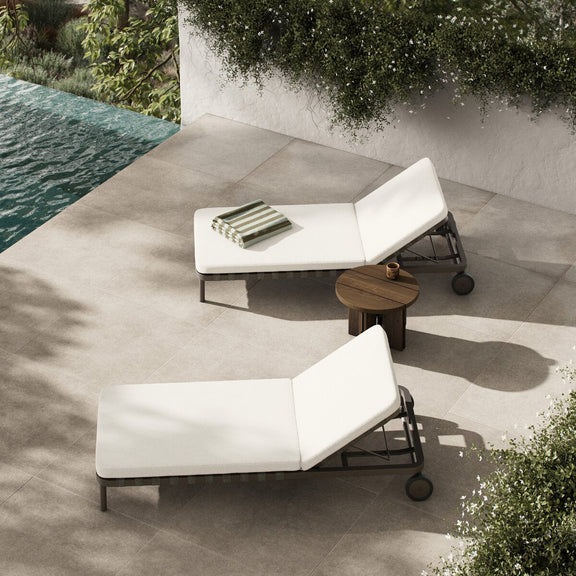 Reine Outdoor Chaise - Alessi Linen