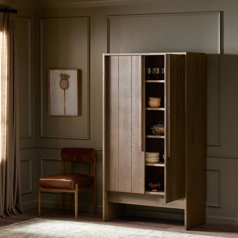 Elgin Cabinet - Sandy Oak