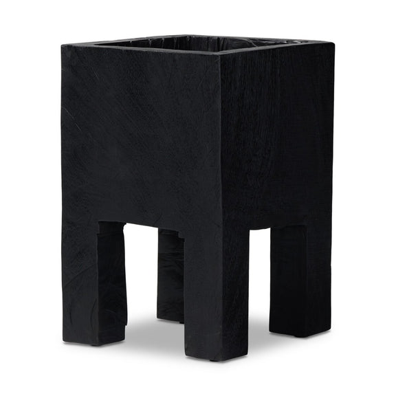 Tora Planter - Carbonized Black