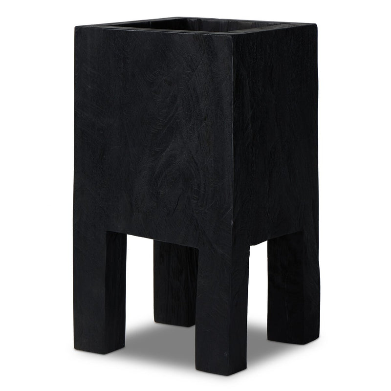 Tora Planter - Carbonized Black