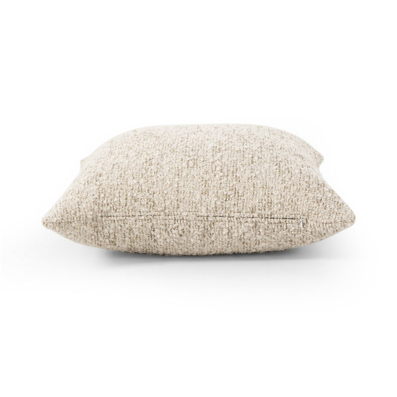 Callum Pillow - Ivan Sand