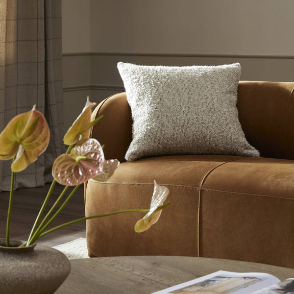 Callum Pillow - Ivan Sand