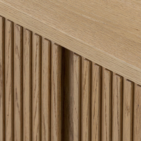 Delphi Media Console - Desert Oak