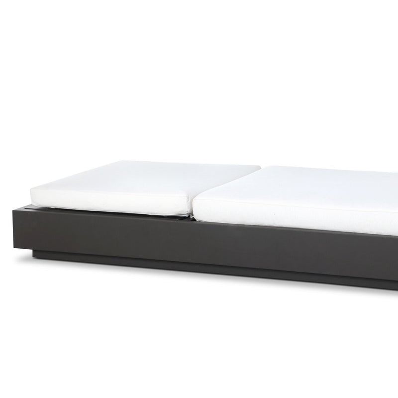 Katari Outdoor Chaise - Arashi Salt