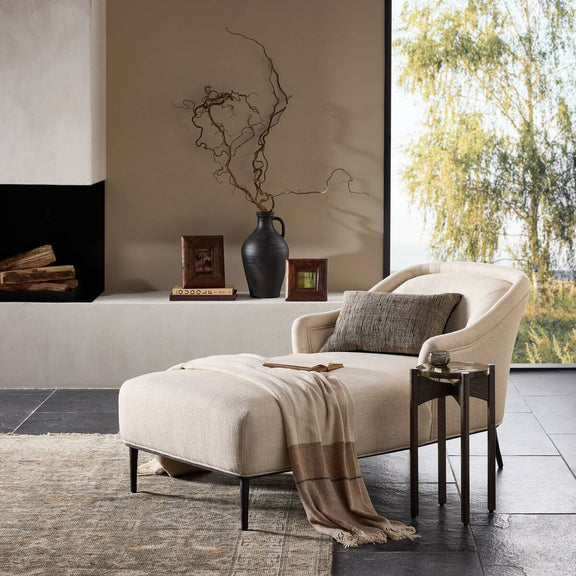 Noel Chaise - Thames Cream