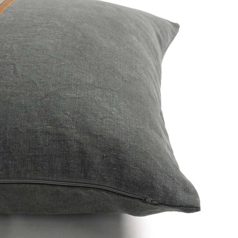 Archie Pillow - Archie River