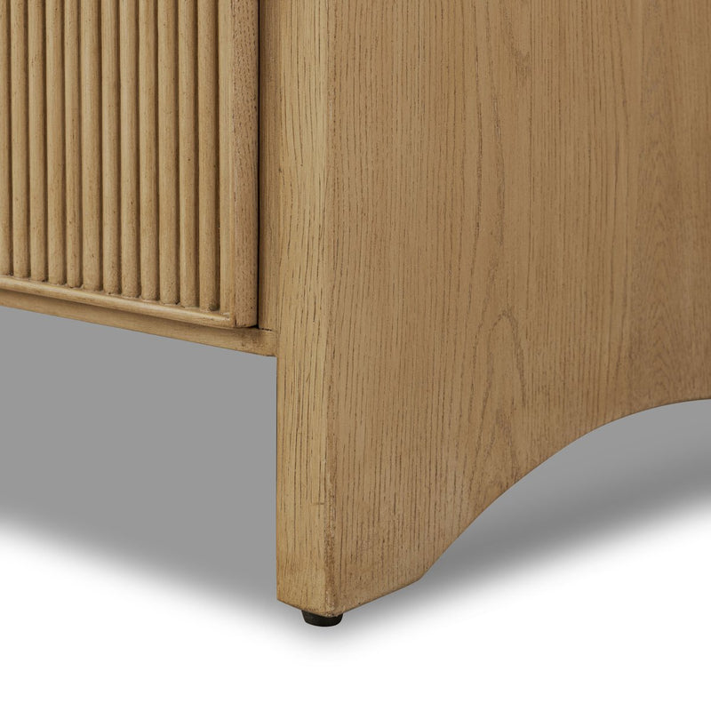 Hazel 6 Drawer Dresser - Light Wash Oak