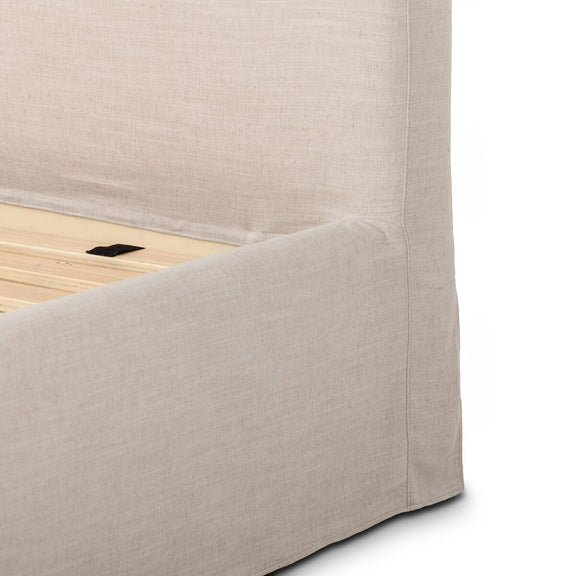 Oasley Slipcover Bed - Savoy Parchment