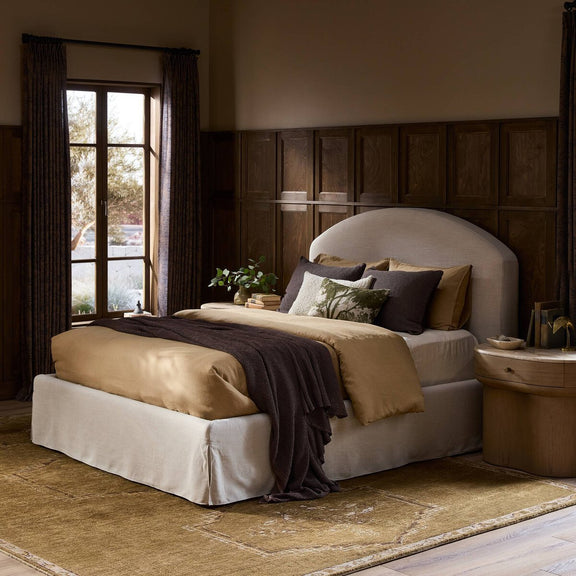 Oasley Slipcover Bed - Savoy Parchment