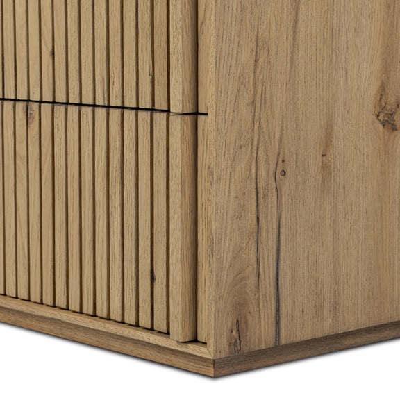Leo 5-Drawer Dresser - Rustic Light Natural Oak