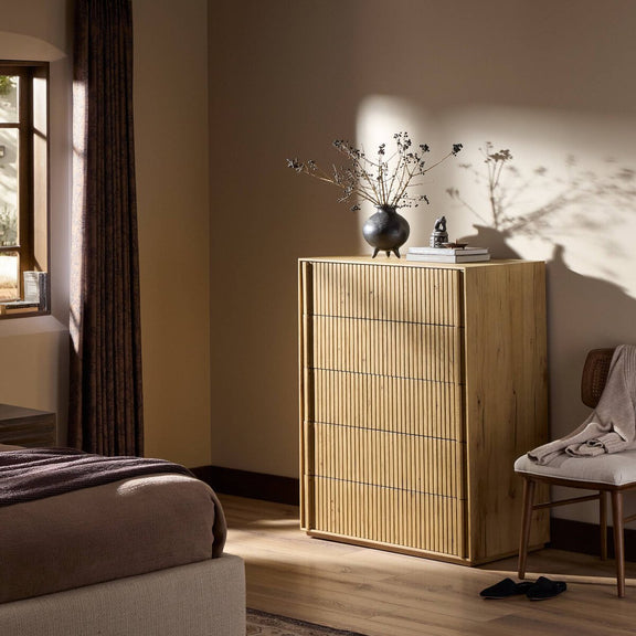 Leo 5-Drawer Dresser - Rustic Light Natural Oak