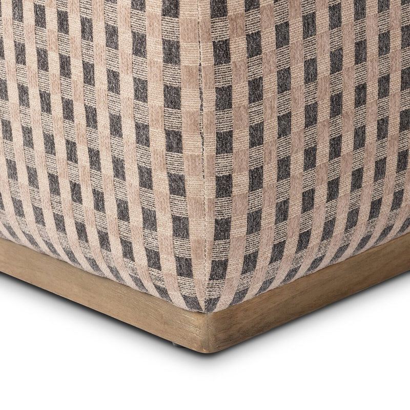Sinclair Accent Bench - Firefinch Fawn