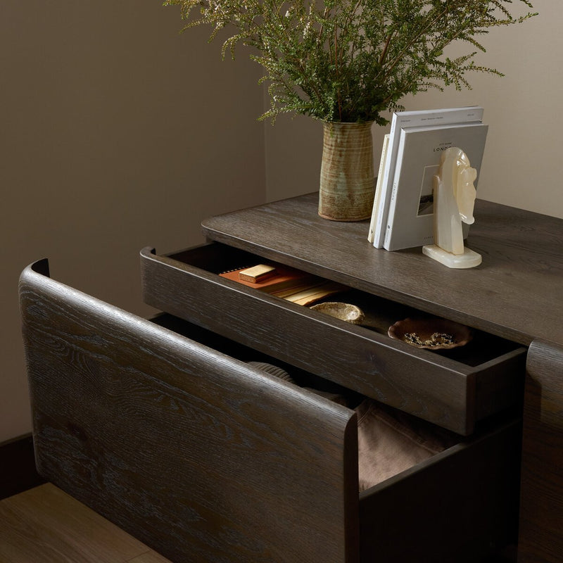 Trona Dresser