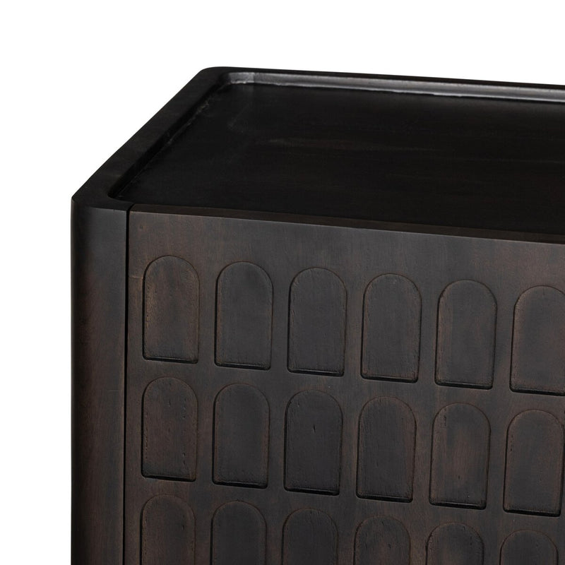 Essie Media Console