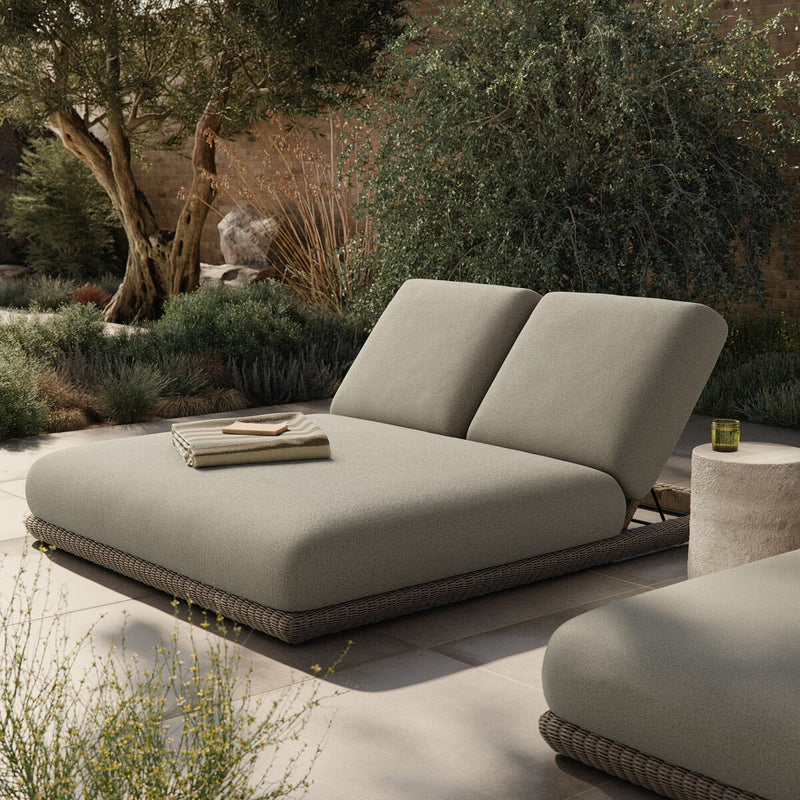 Evander Outdoor Double Chaise