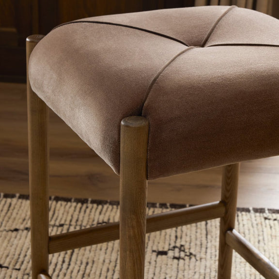Auden Stool
