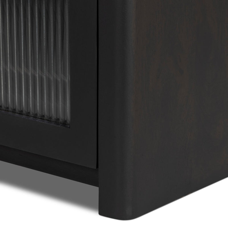 Santiago Bar Cabinet