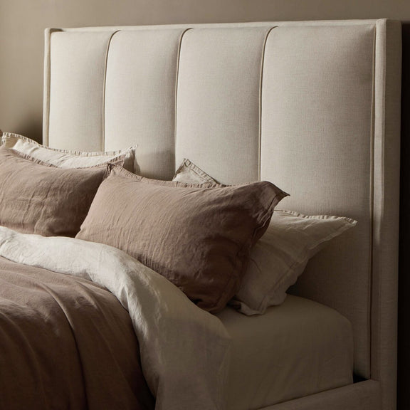 LIVI Bed - King