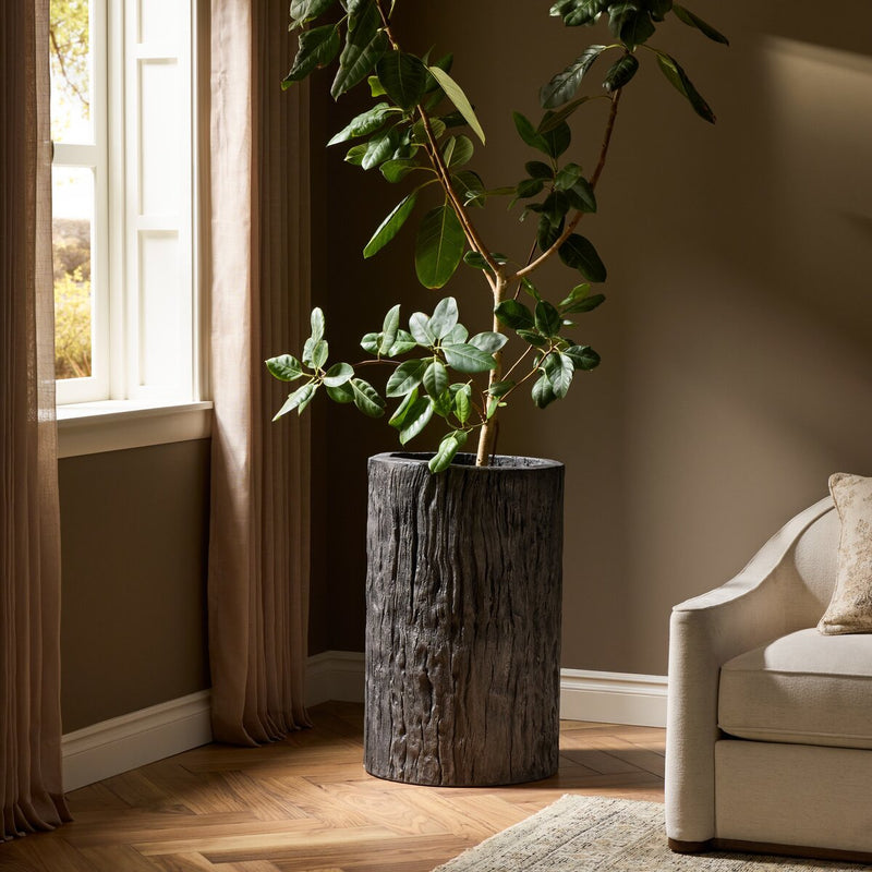 Tarrow Planter - Faux Black Wood