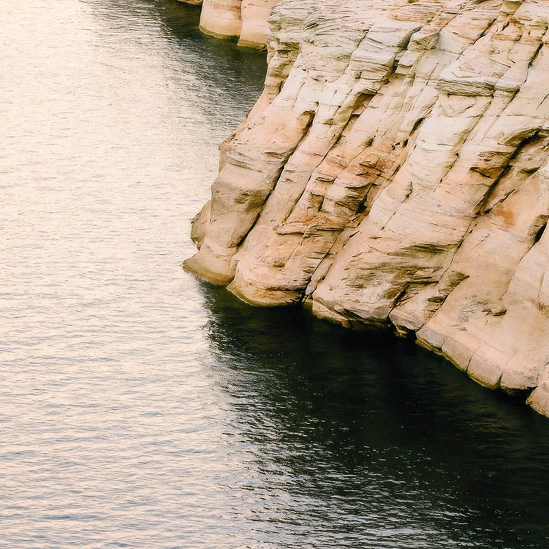 Lake Powell by Wesley and Emma Teague - White Oak Floater